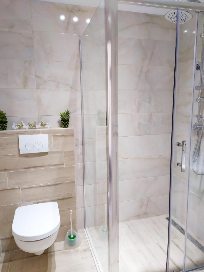 Apartmani Mira Nin Εξωτερικό φωτογραφία