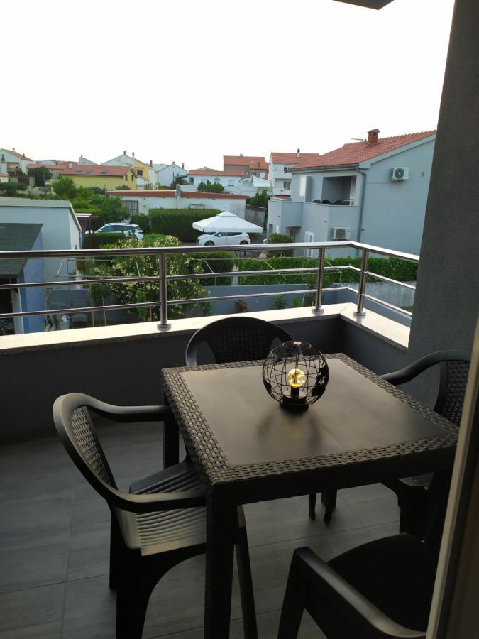 Apartmani Mira Nin Εξωτερικό φωτογραφία