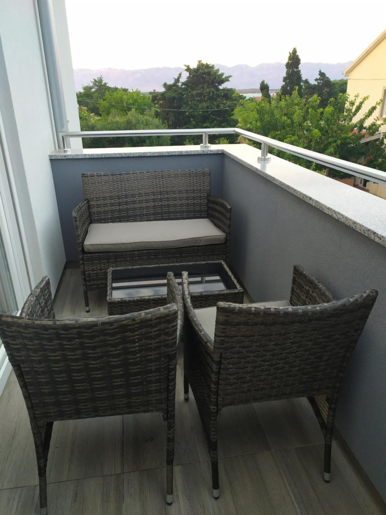 Apartmani Mira Nin Εξωτερικό φωτογραφία